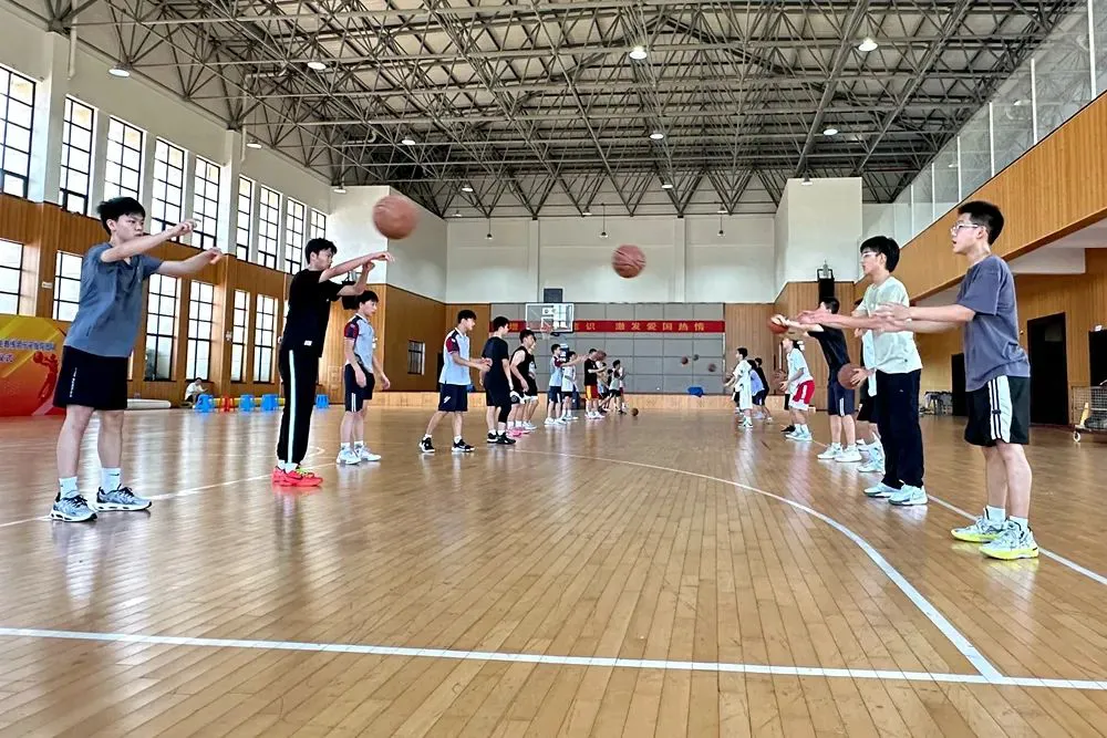 哪里可以学习到提升篮球心态的方法_0